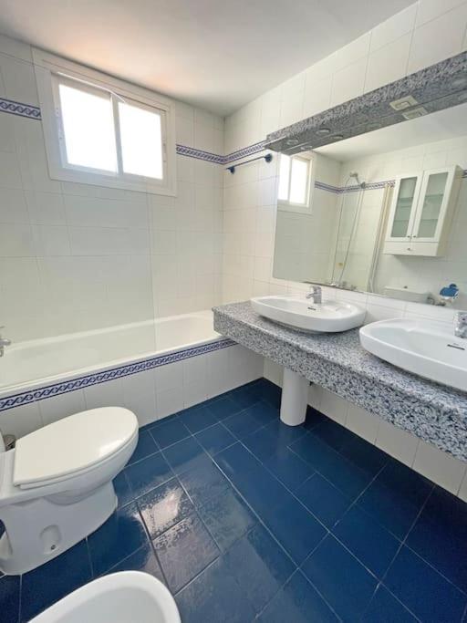Apartment Sea Views Penthouse In Placid Natural Setting Marbella