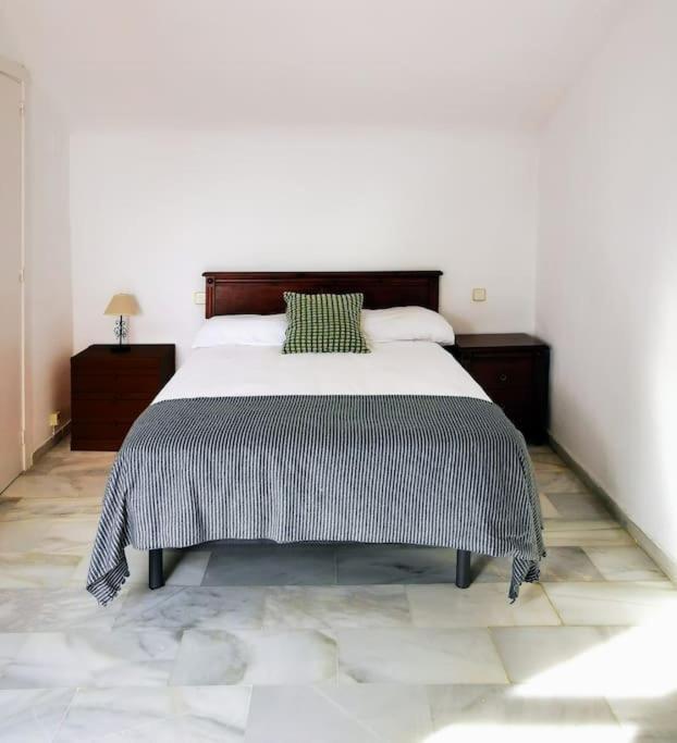 Sea Views Penthouse In Placid Natural Setting *