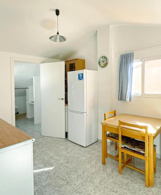 Apartment Sea Views Penthouse In Placid Natural Setting *