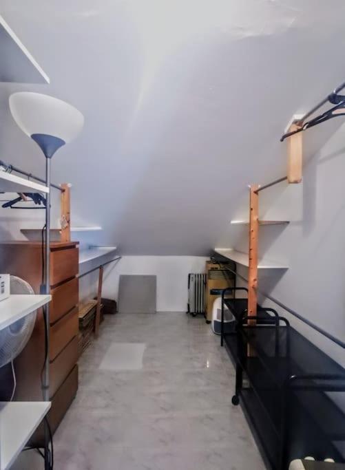 Apartment Sea Views Penthouse In Placid Natural Setting *